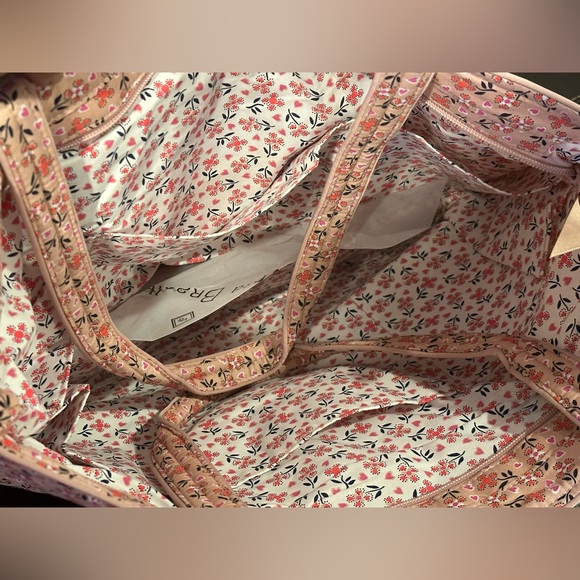 HTF Vera Tote Sweethearts and Flowers - Picture 3 of 3